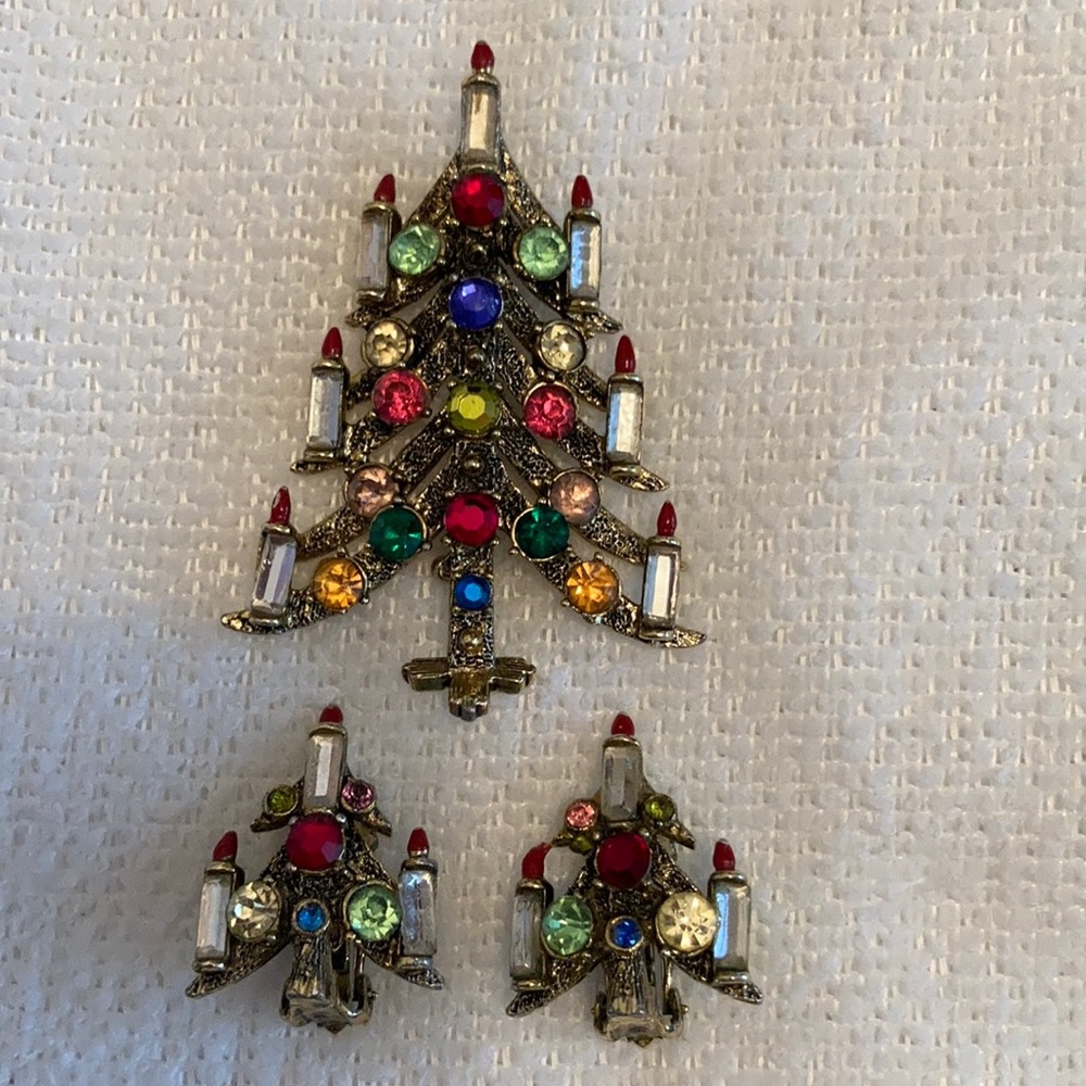Vintage Signed Pakula Christmas Tree Pin and Earrings